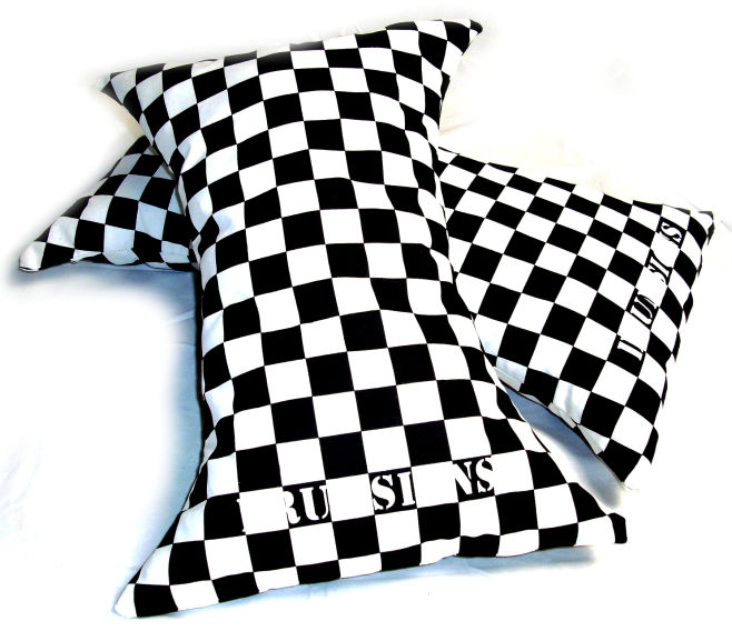 BD Kissen Checker